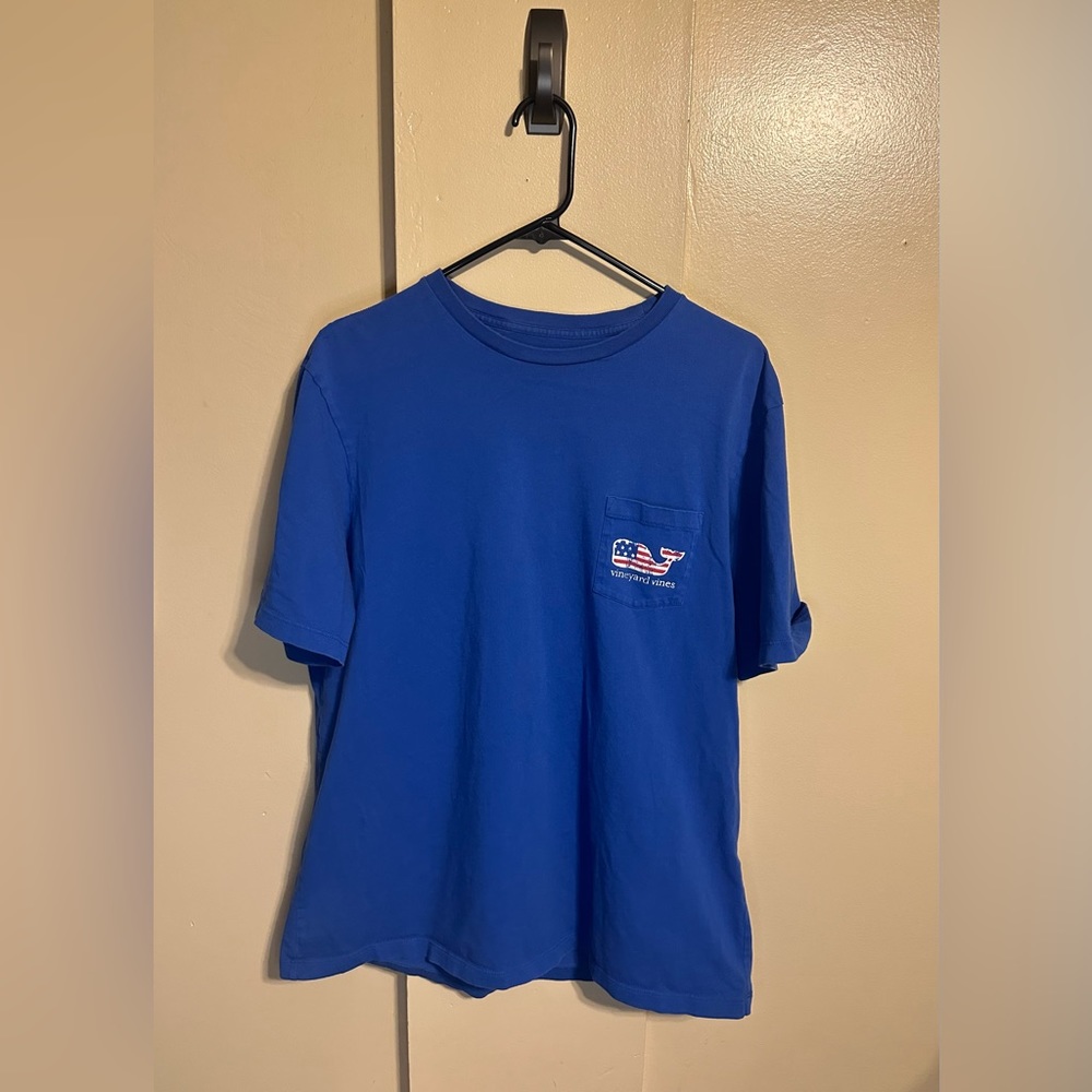VINEYARD VINES Men’s Large - American Flag Whale - Tee Shirt